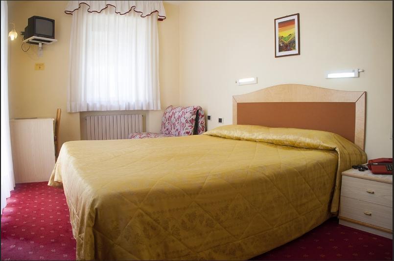 Hotel Venezia 罗卡皮耶托雷 客房 照片