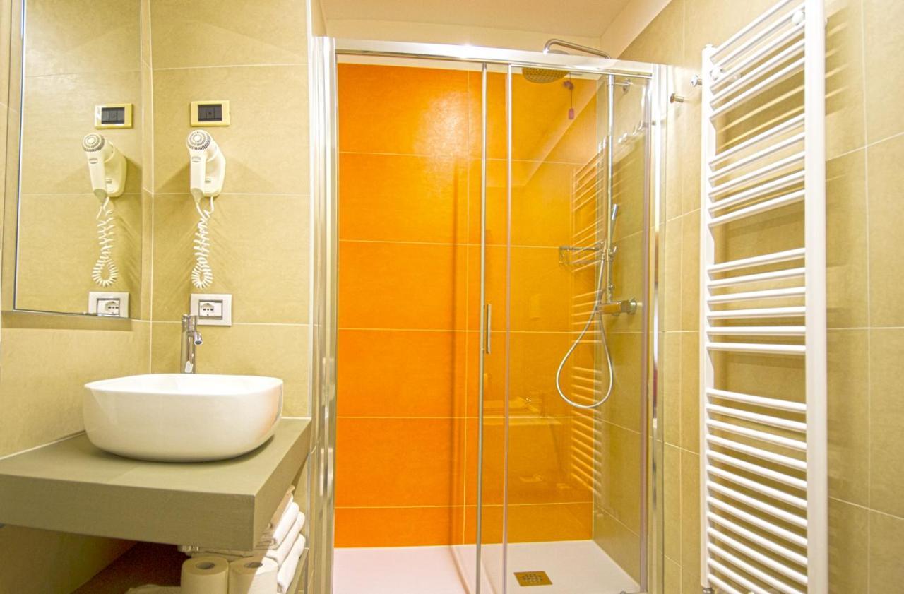 Hotel Venezia 罗卡皮耶托雷 外观 照片